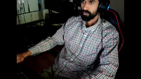 Snapshot of xwuvzyew chatting on December 2024 10:04:01 PM x online show from December 2024 10:04:01 PM