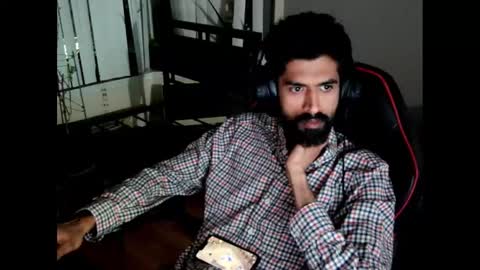 Snapshot of xwuvzyew chatting on December 2024 02:35:01 AM x online show from December 2024 02:35:01 AM