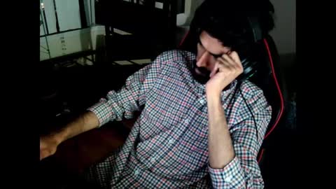 Snapshot of xwuvzyew chatting on December 2024 05:39:01 AM x online show from December 2024 05:39:01 AM