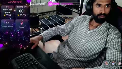 Snapshot of xwuvzyew chatting on December 2024 08:27:02 PM x online show from December 2024 08:27:02 PM