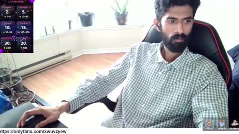 Snapshot of xwuvzyew chatting on January 2025 04:13:01 PM x online show from January 2025 04:13:01 PM