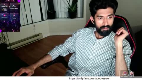 Snapshot of xwuvzyew chatting on January 2025 05:28:02 AM x online show from January 2025 05:28:02 AM