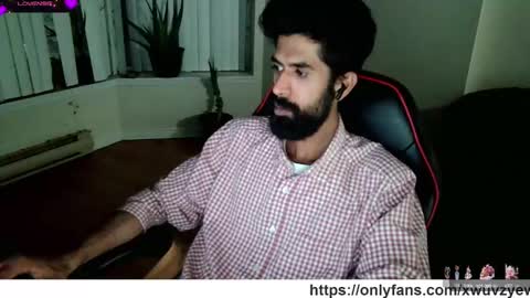 Snapshot of xwuvzyew chatting on January 2025 05:31:01 AM x online show from January 2025 05:31:01 AM