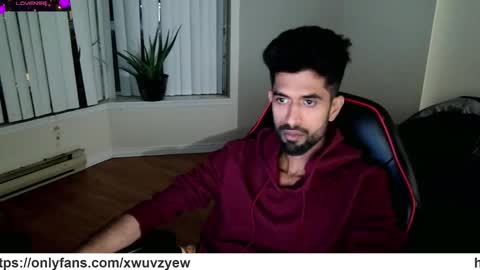 Snapshot of xwuvzyew chatting on January 2025 11:00:01 PM x online show from January 2025 11:00:01 PM