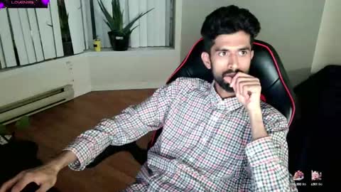 Snapshot of xwuvzyew chatting on January 2025 05:09:01 AM x online show from January 2025 05:09:01 AM