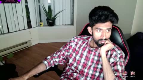 Snapshot of xwuvzyew chatting on February 2025 06:32:01 AM x online show from February 2025 06:32:01 AM