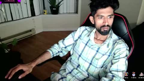 Snapshot of xwuvzyew chatting on February 2025 03:43:02 AM x online show from February 2025 03:43:02 AM