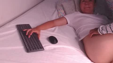 Gabriela and Camila online show from March 2025 03:27:02 PM