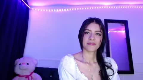 Snapshot of xx_johnson_xx chatting on May 2026 06:55:02 AM VALE online show from May 2026 06:55:02 AM