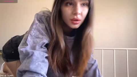 Lily online show from March 2026 12:12:02 PM