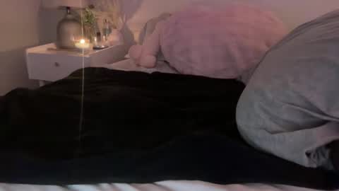 Lily online show from May 2026 07:56:02 PM