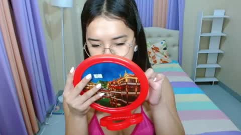 CHLOES ROOM online show from June 2026 10:52:01 AM