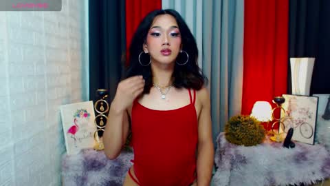 Sophie online show from February 2025 11:58:01 AM