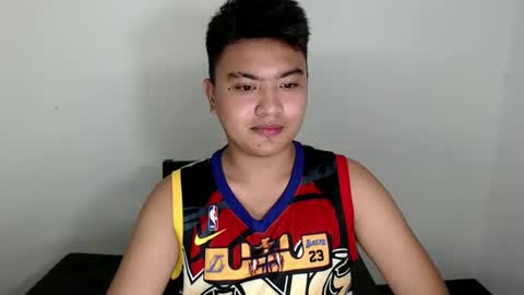 Loyd online show from December 2024 06:01:02 PM