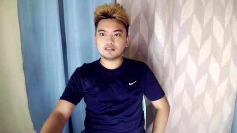 Loyd online show from November 2025 08:22:02 PM