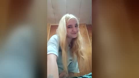 xxjessiebugxx online show from June 2026 05:14:01 AM