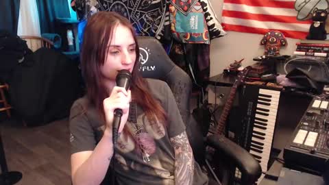 Lilith online show from September 2025 02:02:01 AM