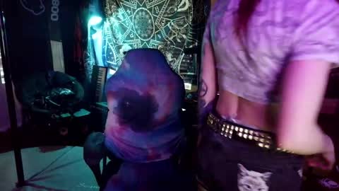 Lilith online show from May 2026 02:06:02 AM