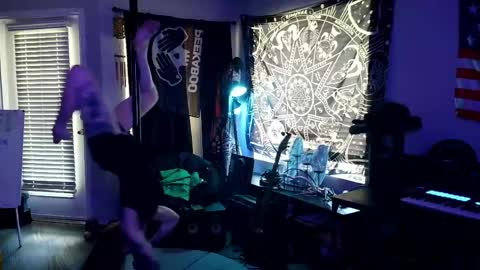 Lilith online show from May 2026 11:33:02 PM