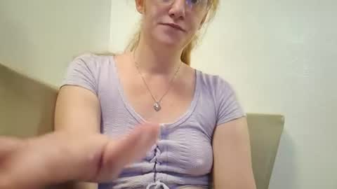 xxmariebliss online show from July 2026 12:41:02 PM