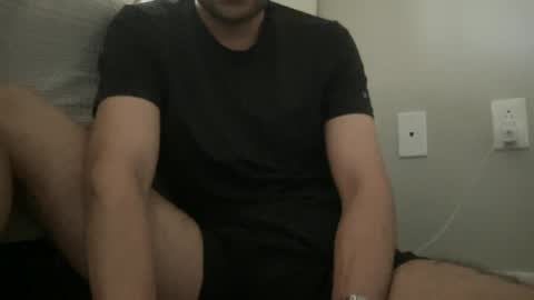 xxreyoo online show from June 2026 01:03:01 AM