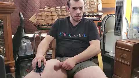 xxScubaStevexx online show from March 2026 05:29:01 PM