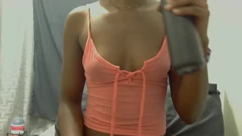 Snapshot of xxsexytalia28 chatting on February 2025 06:51:01 PM xxsexytalia28 online show from February 2025 06:51:01 PM