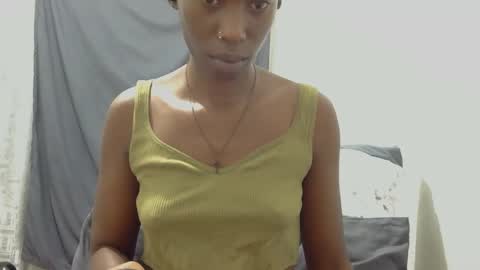 Snapshot of xxsexytalia28 chatting on February 2025 06:41:02 PM xxsexytalia28 online show from February 2025 06:41:02 PM