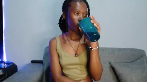 Snapshot of xxsexytalia28 chatting on October 2025 07:59:01 PM xxsexytalia28 online show from October 2025 07:59:01 PM