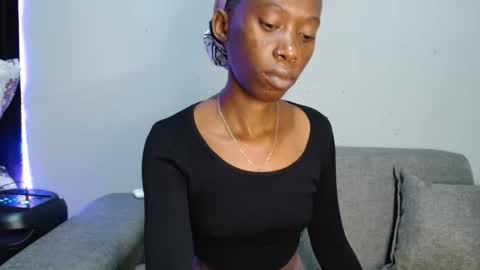 Snapshot of xxsexytalia28 chatting on October 2025 10:10:01 PM xxsexytalia28 online show from October 2025 10:10:01 PM