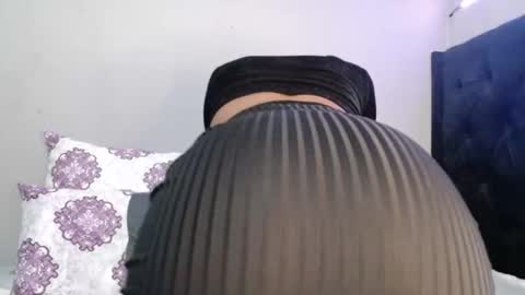 Snapshot of xxsexytalia28 chatting on October 2025 07:14:02 PM xxsexytalia28 online show from October 2025 07:14:02 PM