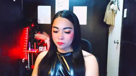 xxslutty kim online show from February 2026 02:27:02 PM