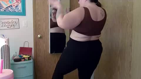 Strawberry Jane online show from February 2025 02:06:02 AM