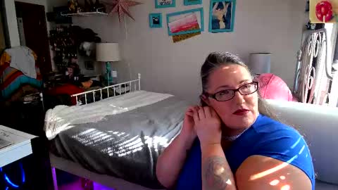 Strawberry Jane online show from January 2026 08:23:01 PM