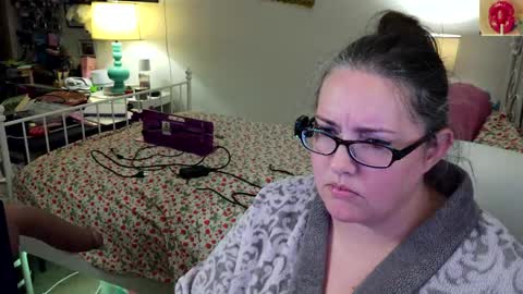 Strawberry Jane online show from April 2026 04:57:02 AM