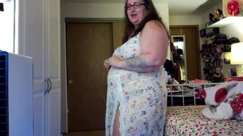 Strawberry Jane online show from June 2026 04:35:02 AM