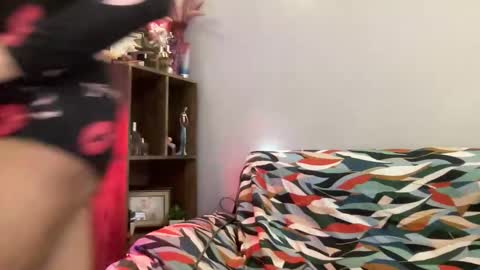 Snapshot of xxsweetbellafox chatting on September 2025 10:46:02 PM kisses online show from September 2025 10:46:02 PM