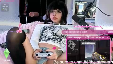 Snapshot of xxunholymusexx chatting on January 2026 10:12:02 PM Muse n Poppy online show from January 2026 10:12:02 PM