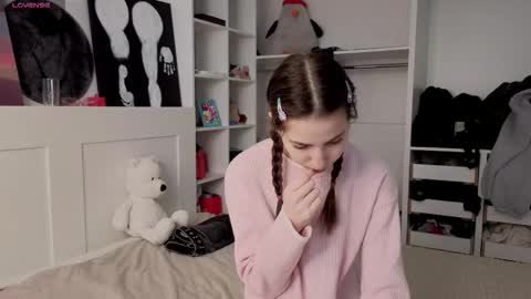 Snapshot of xxx_hotbae_xxx chatting on February 2026 06:40:02 AM Eva online show from February 2026 06:40:02 AM