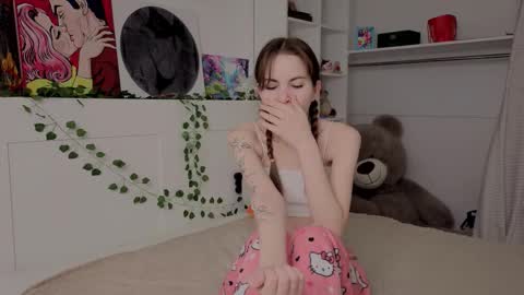 Snapshot of xxx_hotbae_xxx chatting on February 2026 05:11:01 AM Eva online show from February 2026 05:11:01 AM