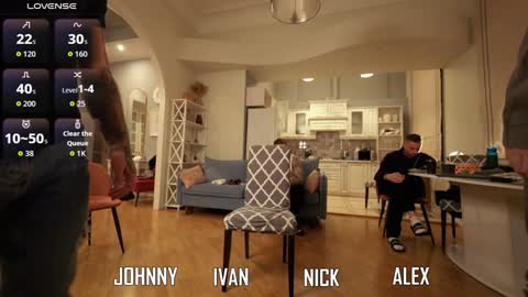     online show from October 2025 04:48:02 PM