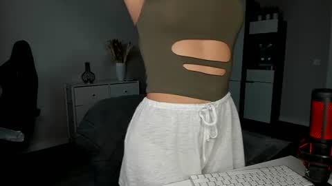 xxx_leila online show from July 2026 10:41:01 AM