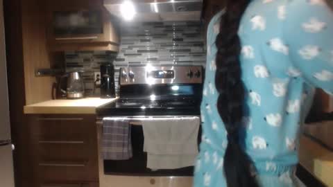 Lola online show from February 2026 10:30:01 AM