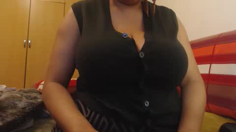 Ayanda online show from May 2026 04:03:01 PM