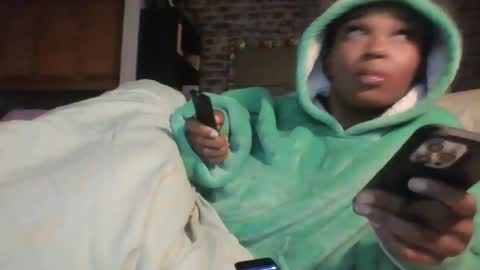 Danielle online show from March 2025 05:02:01 AM