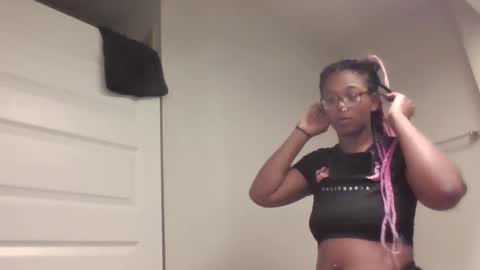 Danielle online show from September 2025 01:44:02 PM