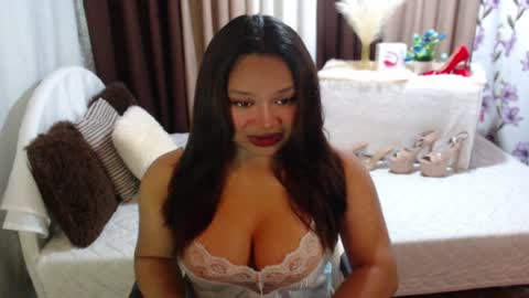 OLIVIA online show from April 2026 03:32:02 PM