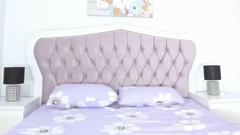 Elvira online show from March 2026 05:07:01 AM