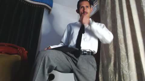 Snapshot of xxxhome_alonexxx chatting on February 2025 07:52:01 PM Kev online show from February 2025 07:52:01 PM