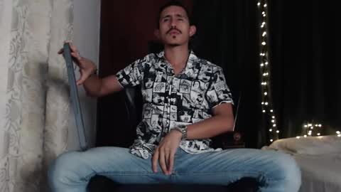 Snapshot of xxxhome_alonexxx chatting on September 2025 07:59:01 PM Kev online show from September 2025 07:59:01 PM